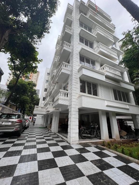 WHITE HOUSE BY MAXXVALUE SERVICE APARTMENT BANDRA